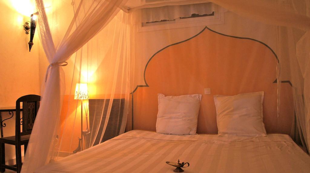 Le Clos Des Papillons Saly Portudal Chambre photo
